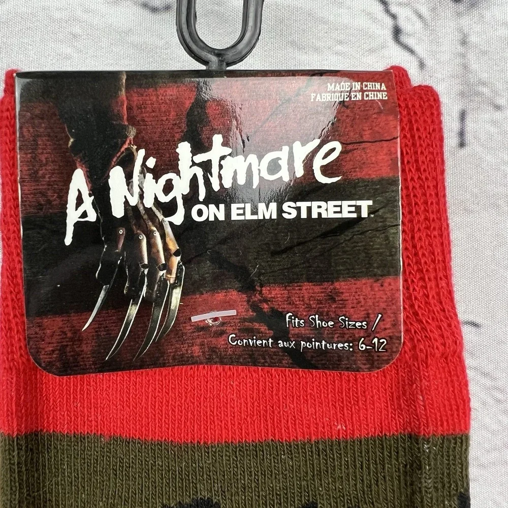 Freddy Krueger‎ A Nightmare On Elm Street Crew Socks Shoe Sizes 6-12 NEW Stripe
